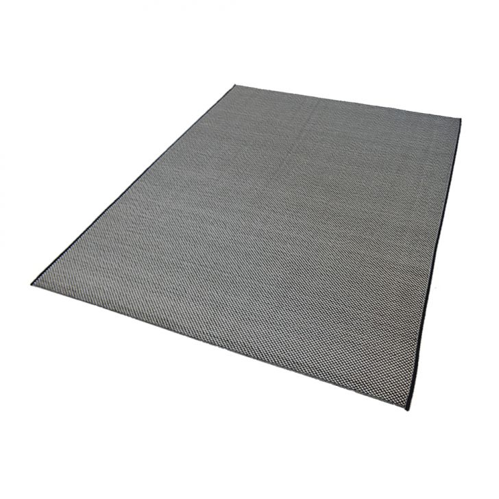 Tapete Lírio da Paz II Retangular Polipropileno 66 cm x 2000 cm Cinza Tapete Lírio da Paz II Retangular Polipropileno 66 cm x 2000 cm Cinza