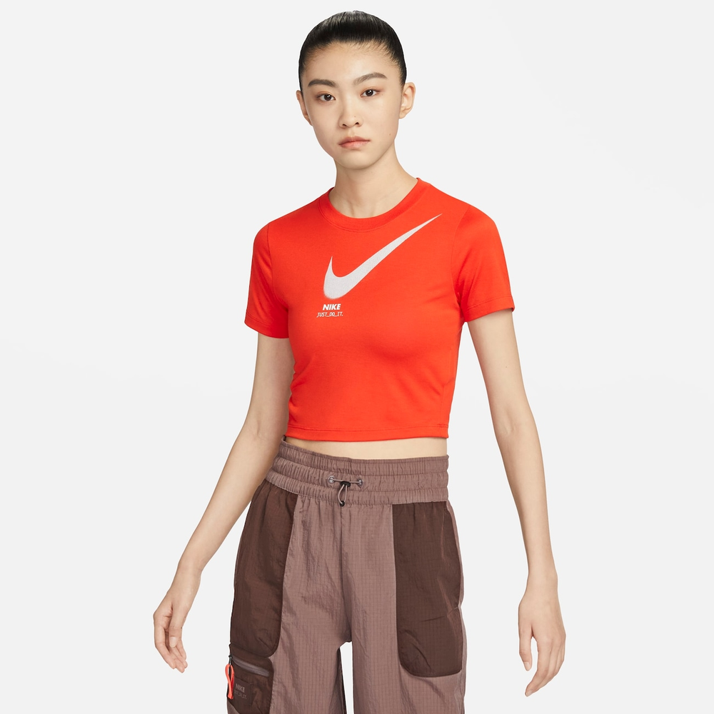 Camiseta Nike Sportswear Utility Feminina Camiseta Nike Sportswear Utility Feminina
