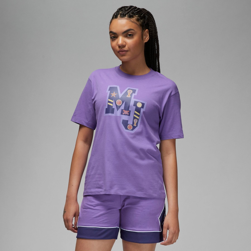 Camiseta Jordan Graphic Feminina Camiseta Jordan Graphic Feminina