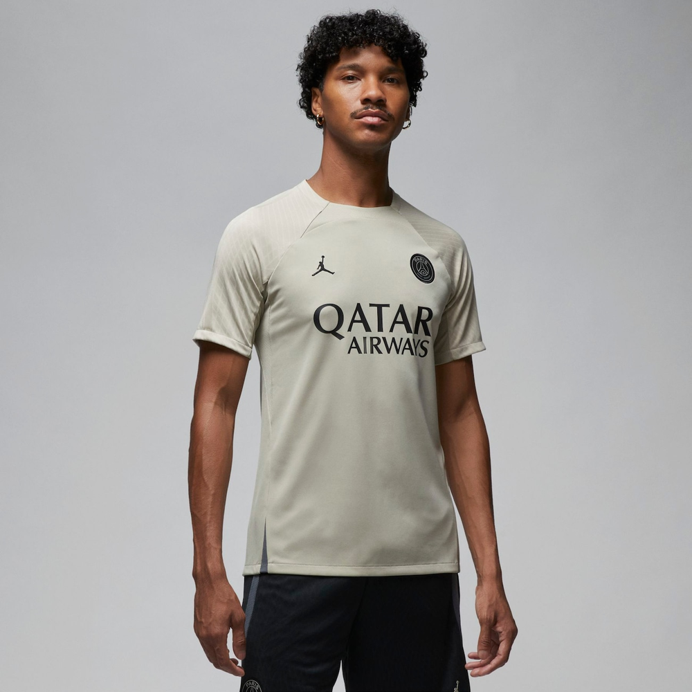 Camiseta Nike Dri-FIT PSG III Strike Masculina Camiseta Nike Dri-FIT PSG III Strike Masculina