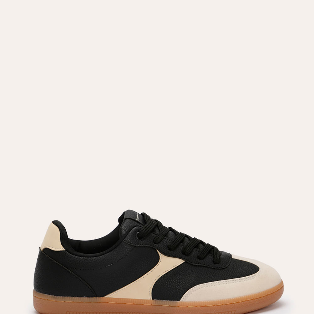 Tênis casual com recortes bicolor mindset preto Tênis casual com recortes bicolor mindset preto