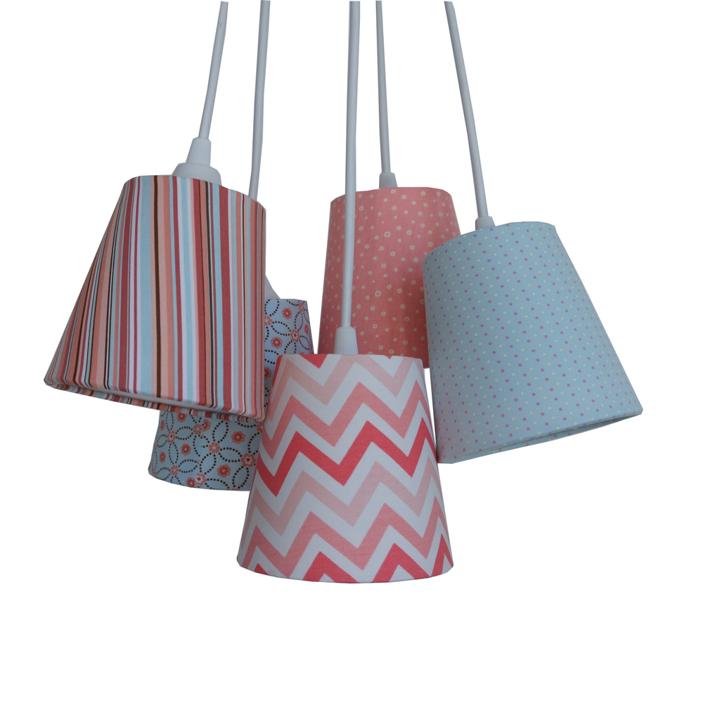 Lustre Pendente Cacho Menina Tecido Estampado Chevron Lustre Pendente Cacho Menina Tecido Estampado Chevron