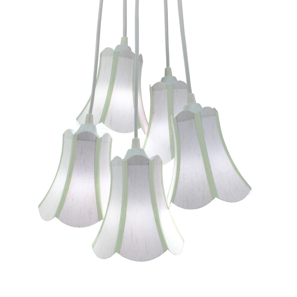 Lustre Pendente Luminária Cacho Paris Linho Branco e Detalhes em Verde Claro Lustre Pendente Luminária Cacho Paris Linho Branco e Detalhes em Verde Claro