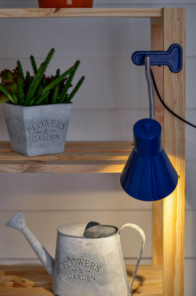 Luminária Presilha com Garra Amélia Azul Luminária Presilha com Garra Amélia Azul