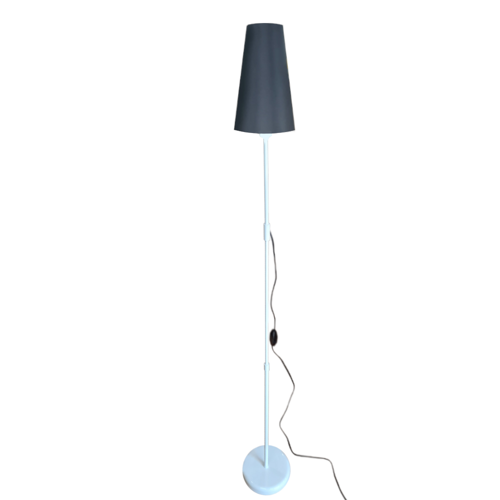 Luminária De Chão Com Cúpula De Tecido Cone - Coluna De Luz - Base Branco Cúpula Preto Luminária De Chão Com Cúpula De Tecido Cone - Coluna De Luz - Base Branco Cúpula Preto