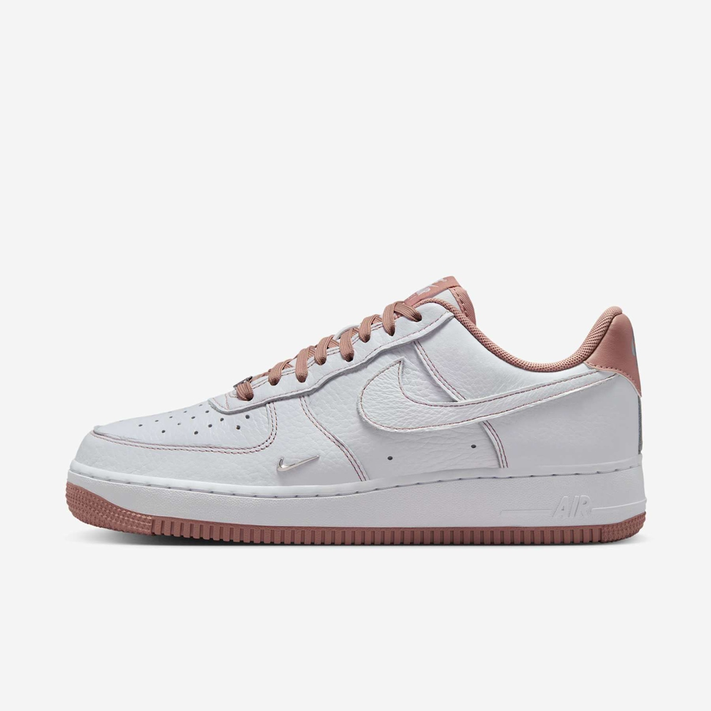 Tênis Nike Air Force 1 '07 Mini Jewel Feminino Tênis Nike Air Force 1 '07 Mini Jewel Feminino