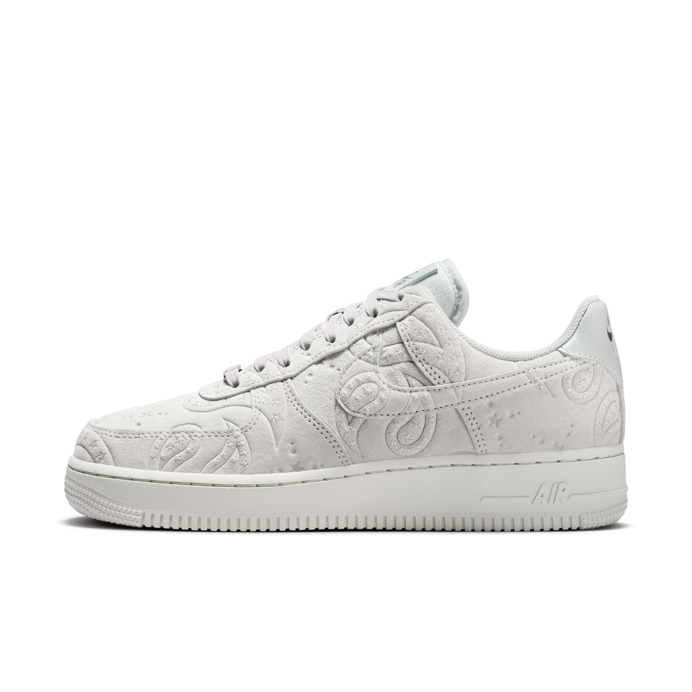 Tênis Nike Air Force 1 '07 Premium Feminino