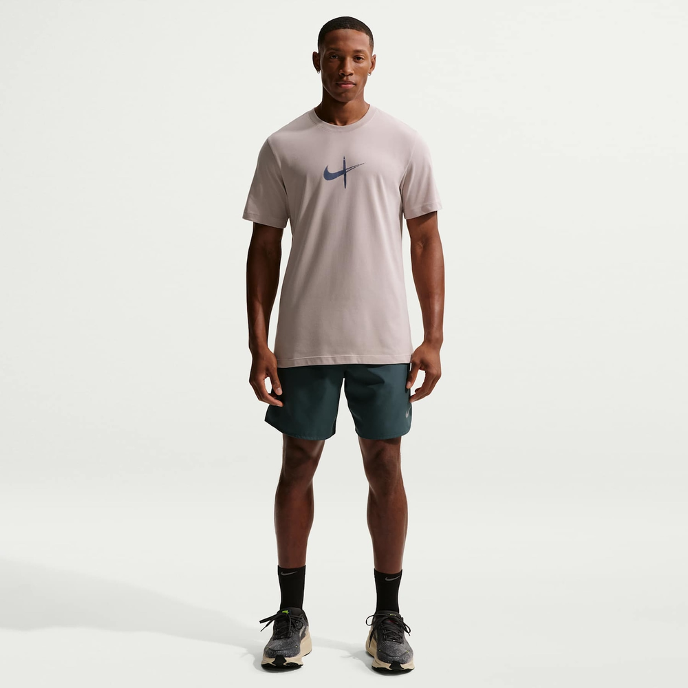 Camiseta Nike DF STD IYKY Masculina Camiseta Nike DF STD IYKY Masculina