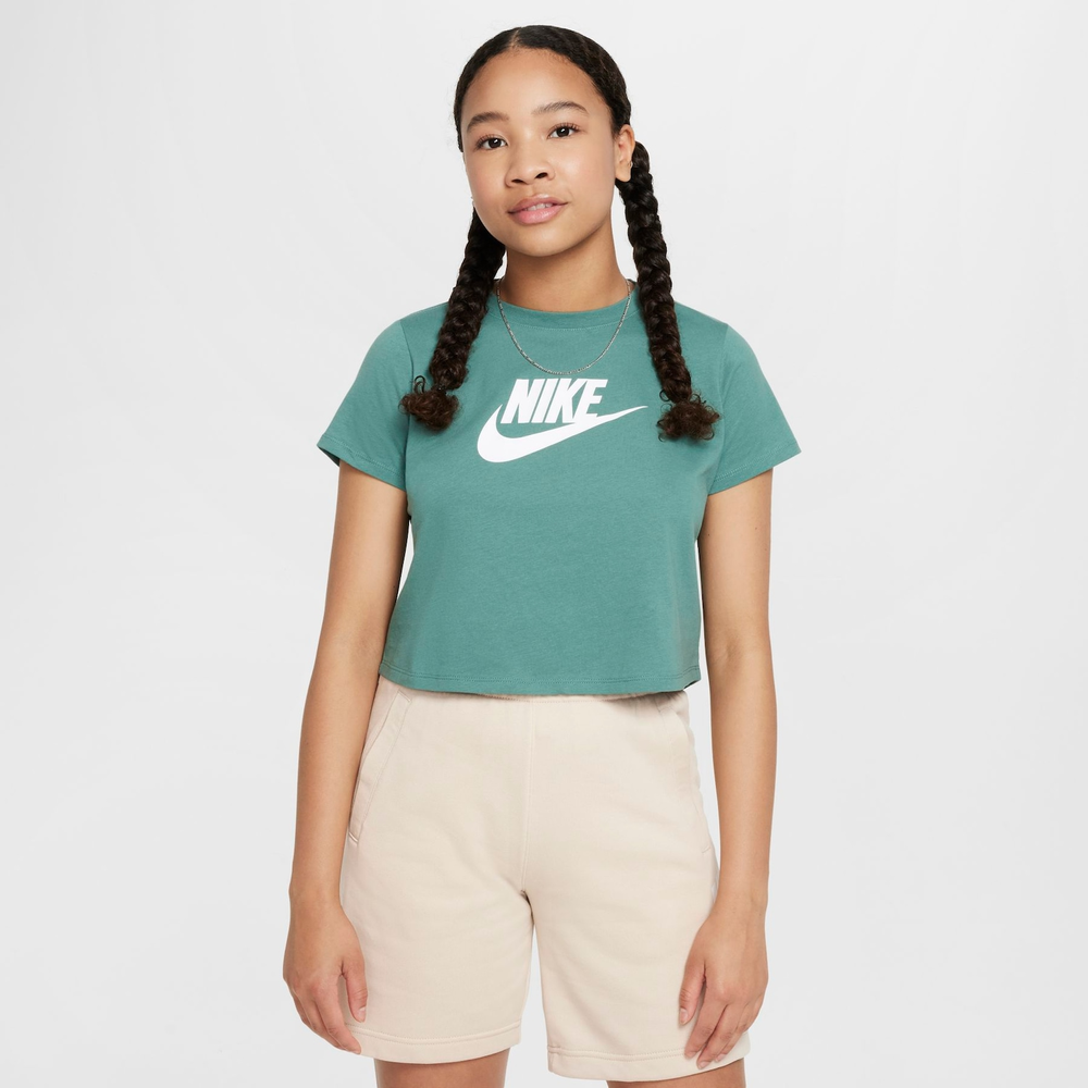 Camiseta Nike Sportswear Futura Infantil Camiseta Nike Sportswear Futura Infantil