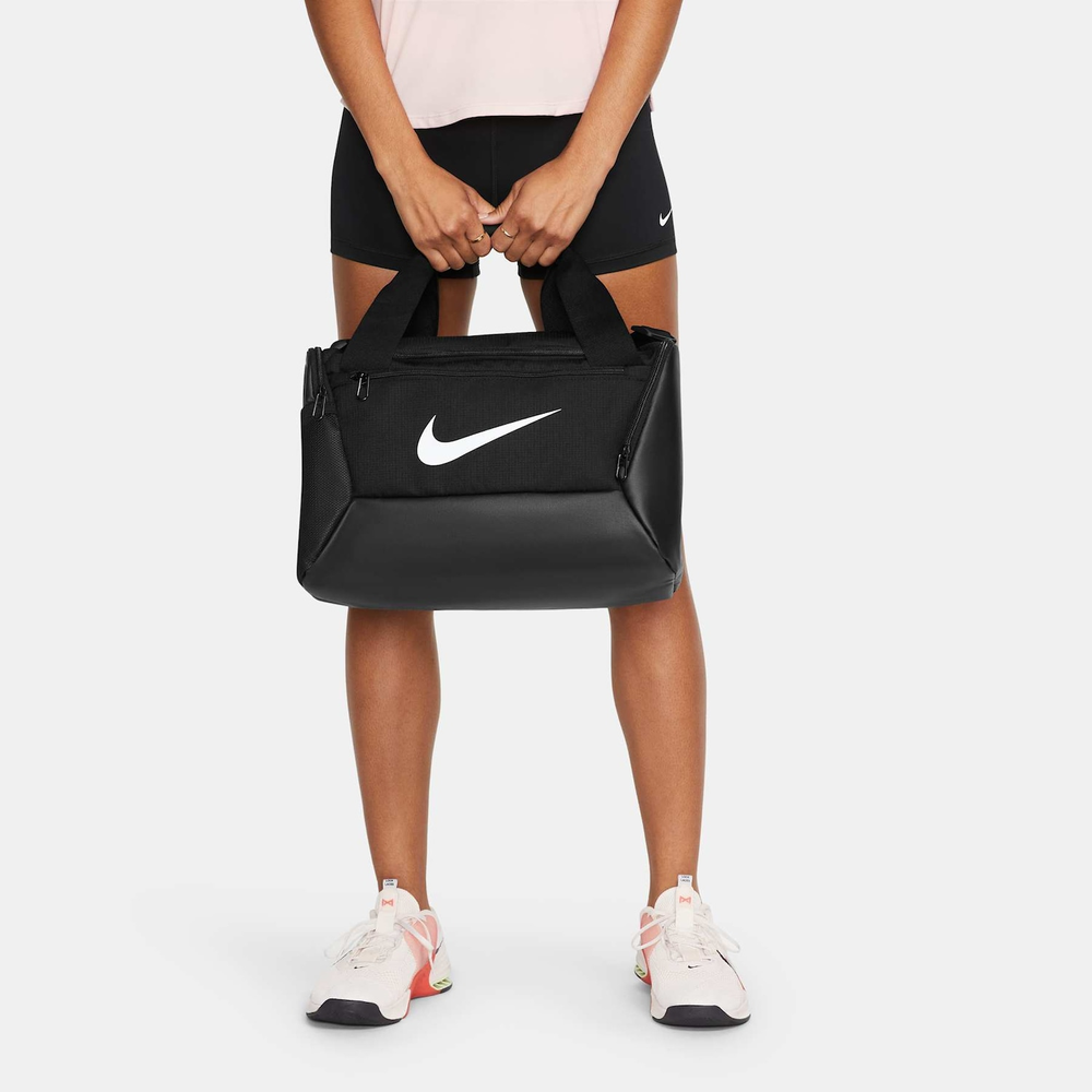 Bolsa Nike Brasilia 9.5 Unissex Bolsa Nike Brasilia 9.5 Unissex