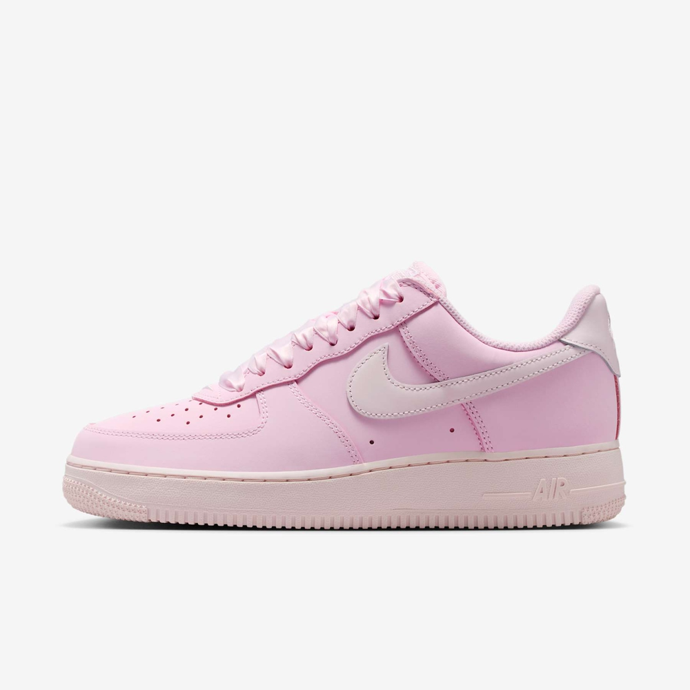 Tênis Nike Air Force 1 Retro Premium Feminino