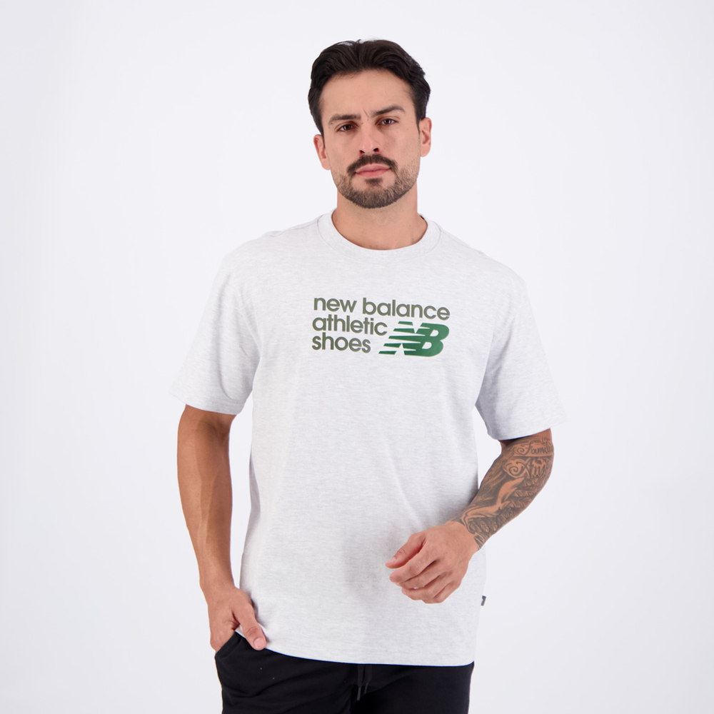 Camisa New Balance Athletics Relaxed Premium Chest Cinza Camisa New Balance Athletics Relaxed Premium Chest Cinza