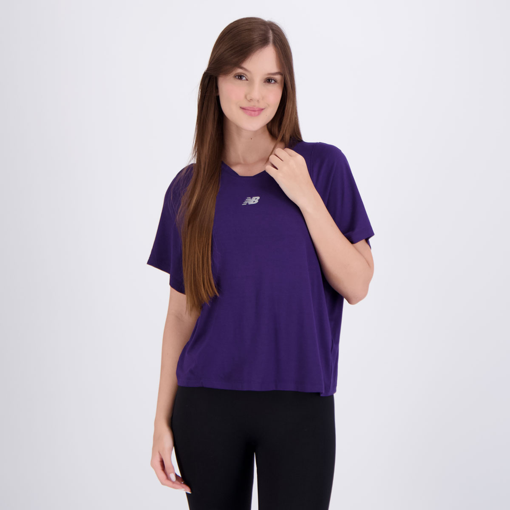 Camisa New Balance Infinity Jersey Feminina Roxo Camisa New Balance Infinity Jersey Feminina Roxo