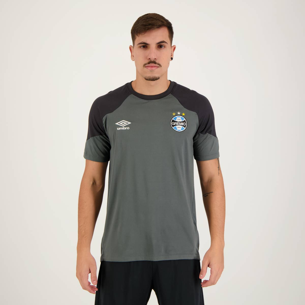 Camisa Umbro Grêmio Concentração 2023 Grafite Camisa Umbro Grêmio Concentração 2023 Grafite