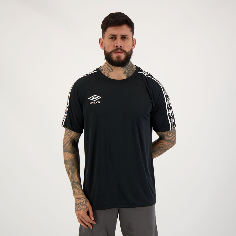 Camisa Umbro Traditional Tape Preta Camisa Umbro Traditional Tape Preta