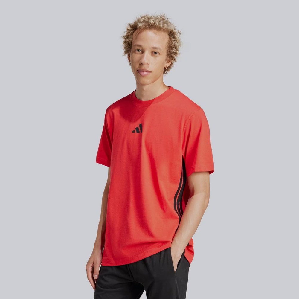 Camiseta Adidas 3 Stripes Vermelha e Preta Camiseta Adidas 3 Stripes Vermelha e Preta
