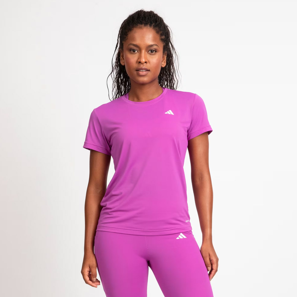 Camiseta Adidas OTR Base 3S Feminina Roxa Camiseta Adidas OTR Base 3S Feminina Roxa