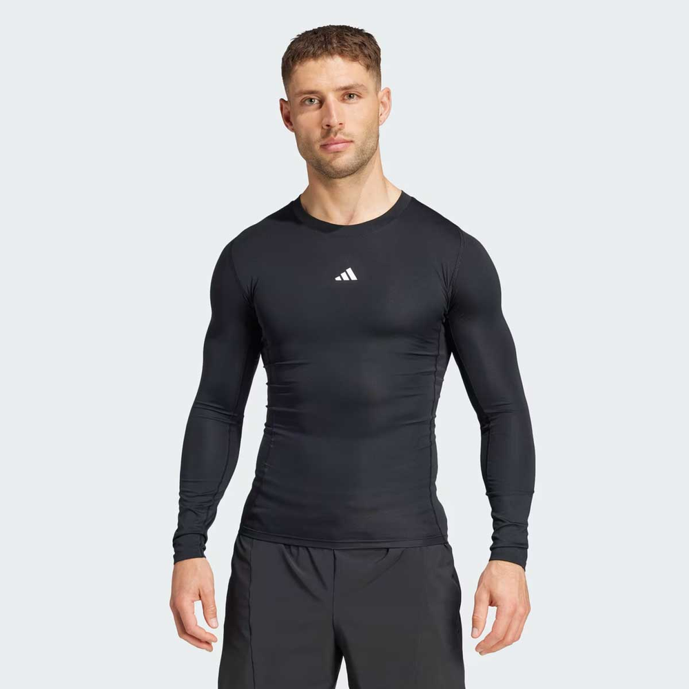 Camiseta Adidas Techfit Manga Longa Preta Camiseta Adidas Techfit Manga Longa Preta