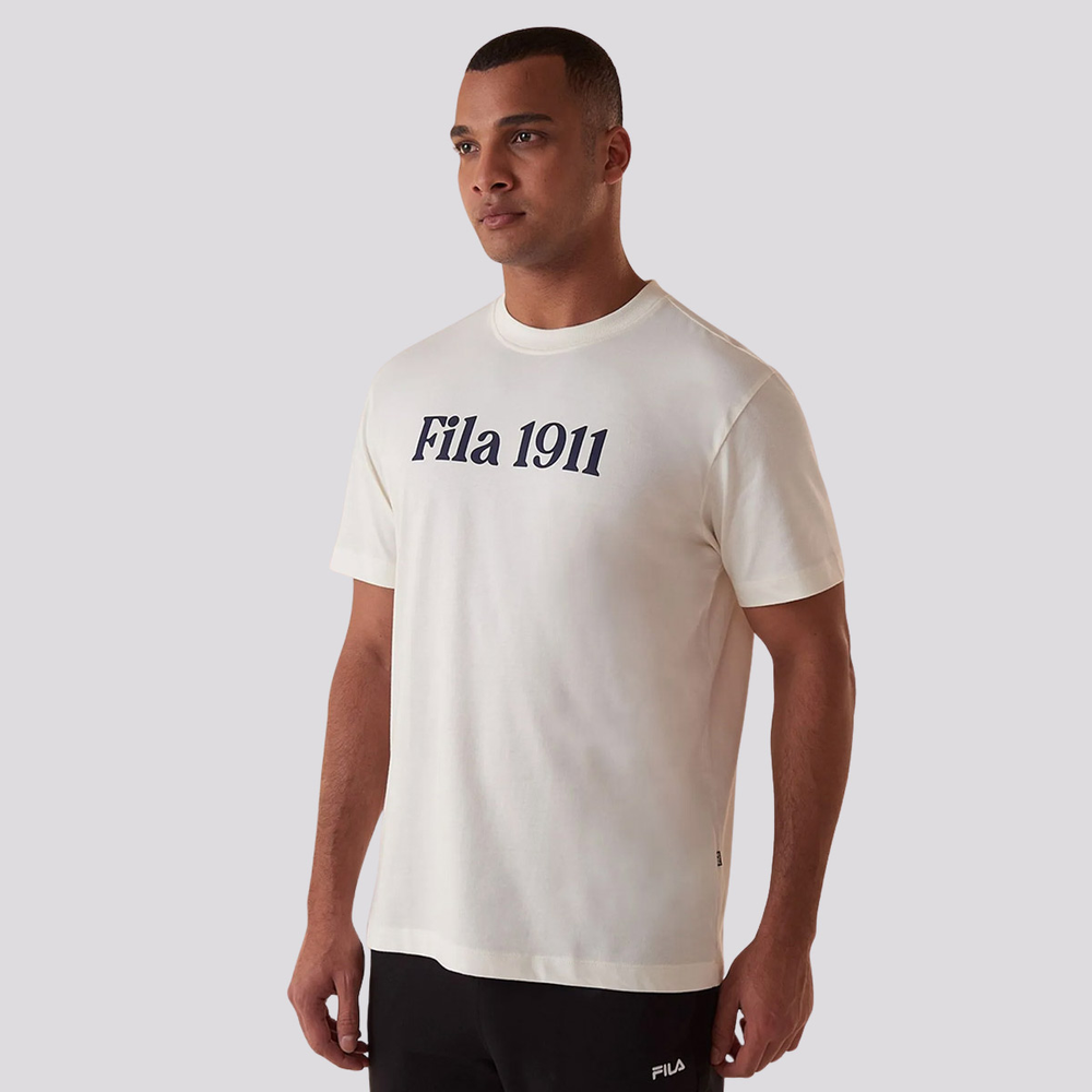 Camiseta Fila Comfort 1911 Off White Camiseta Fila Comfort 1911 Off White