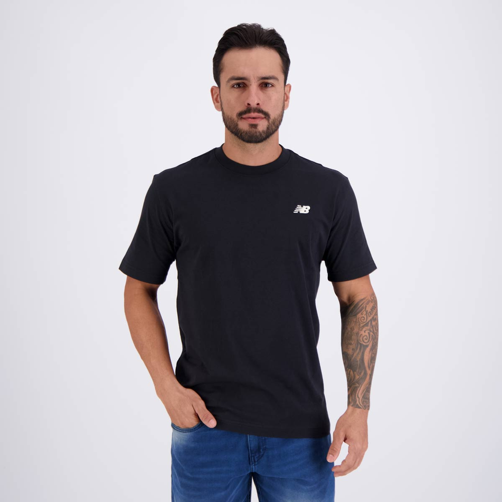 Camiseta New Balance Essentials SL Preta Camiseta New Balance Essentials SL Preta