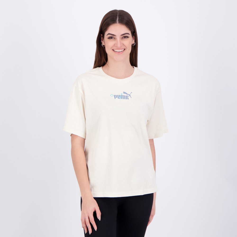 Camiseta Puma ESS Nature 2.0 Relaxed Feminino Off White Camiseta Puma ESS Nature 2.0 Relaxed Feminino Off White