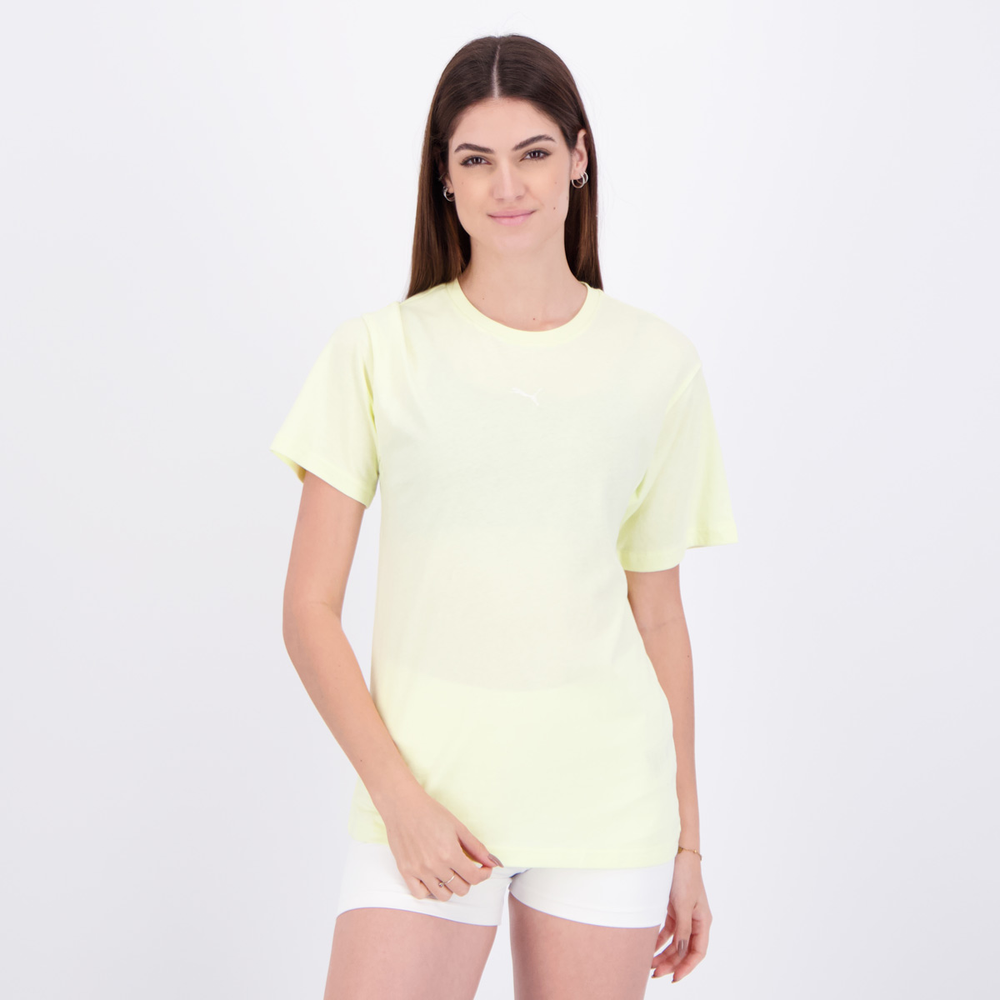 Camiseta Puma ESS Relaxed Feminina Verde Camiseta Puma ESS Relaxed Feminina Verde