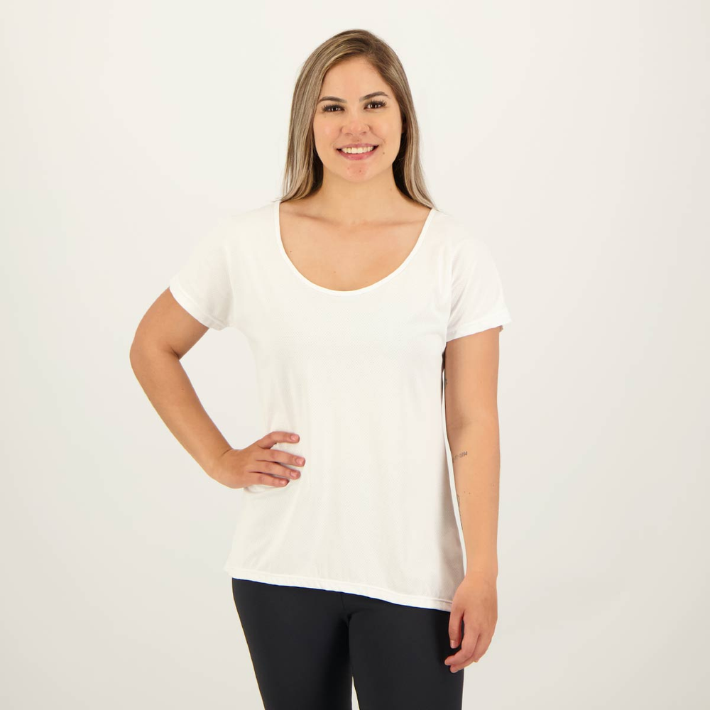 Camiseta Selene Dryfit Básica Feminina Branca Camiseta Selene Dryfit Básica Feminina Branca