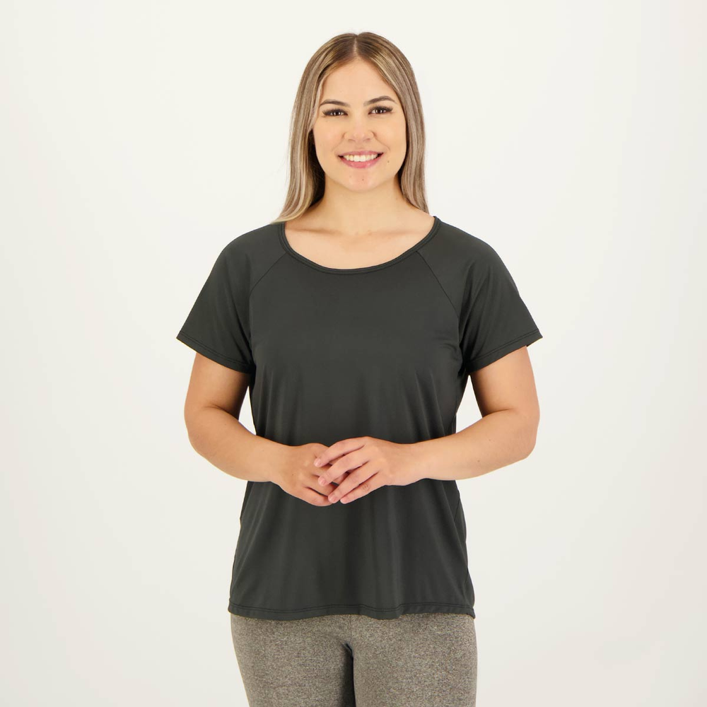 Camiseta Selene Dryfit Básica Feminina Preta Camiseta Selene Dryfit Básica Feminina Preta