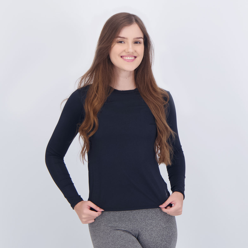 Camiseta Selene Manga Longa Proteção UV50+ Feminina Preta Camiseta Selene Manga Longa Proteção UV50+ Feminina Preta