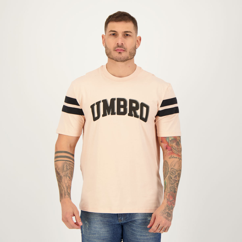 Camiseta Umbro College Concept Rosa Camiseta Umbro College Concept Rosa
