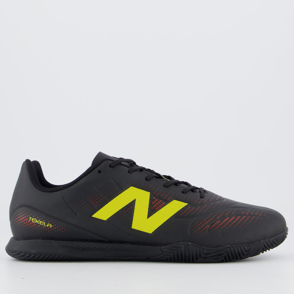 Chuteira New Balance Tekela Futsal Preta e Amarela Chuteira New Balance Tekela Futsal Preta e Amarela