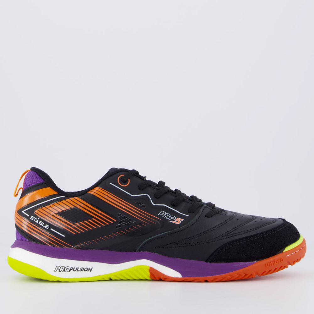 Chuteira Umbro Pro 5 Stable Futsal Preta Chuteira Umbro Pro 5 Stable Futsal Preta