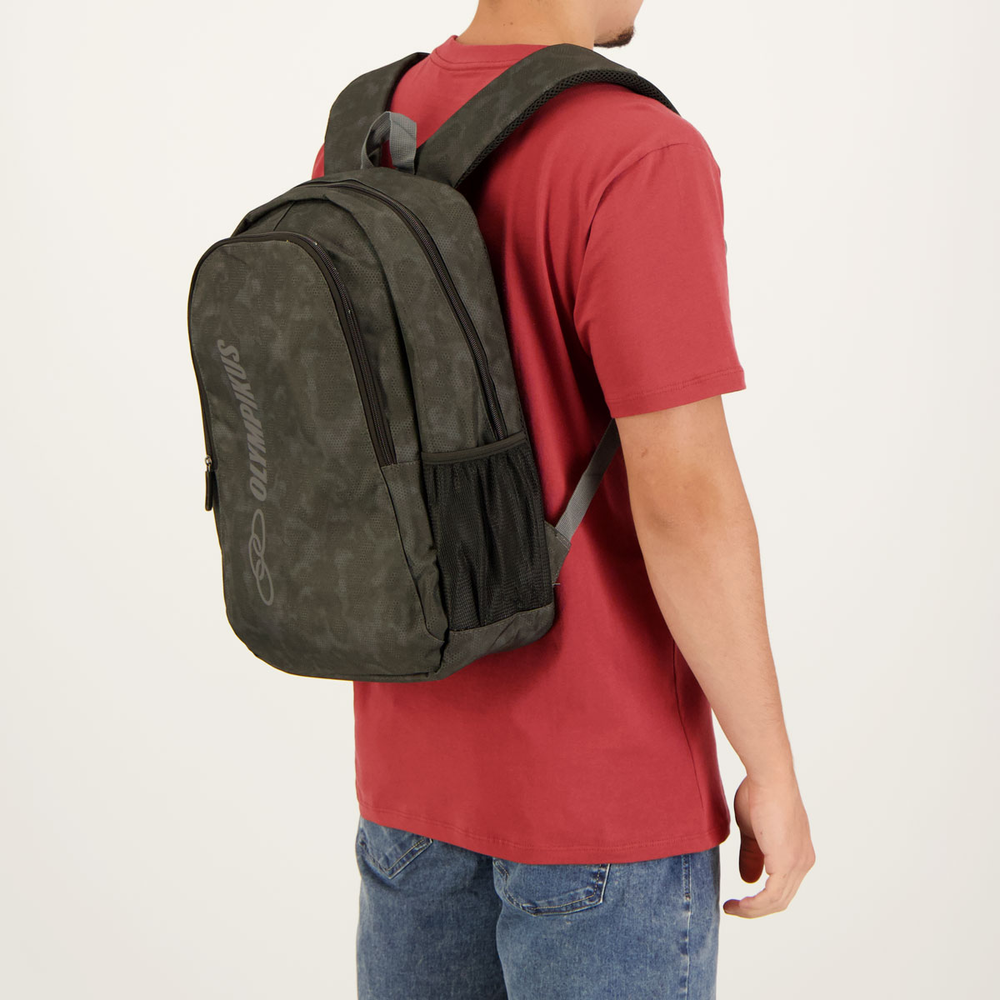 Mochila Olympikus Essential Estampa Cinza e Preta Mochila Olympikus Essential Estampa Cinza e Preta