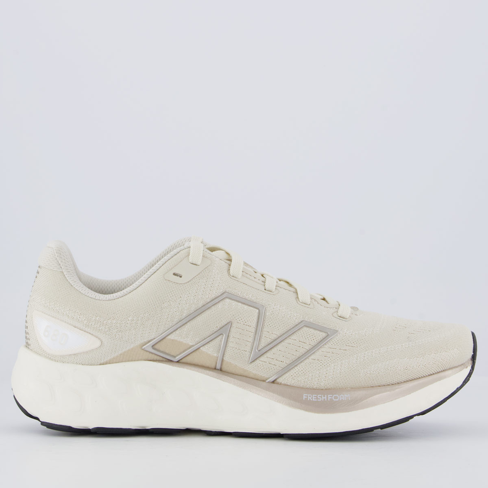 Tênis New Balance Fresh Foam 680 V8 Feminino Bege