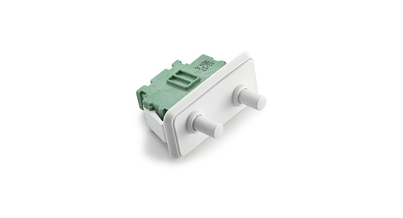 Interruptor de Porta Electrolux Geladeira 64484557 Bivolt Interruptor de Porta Electrolux Geladeira 64484557 Bivolt
