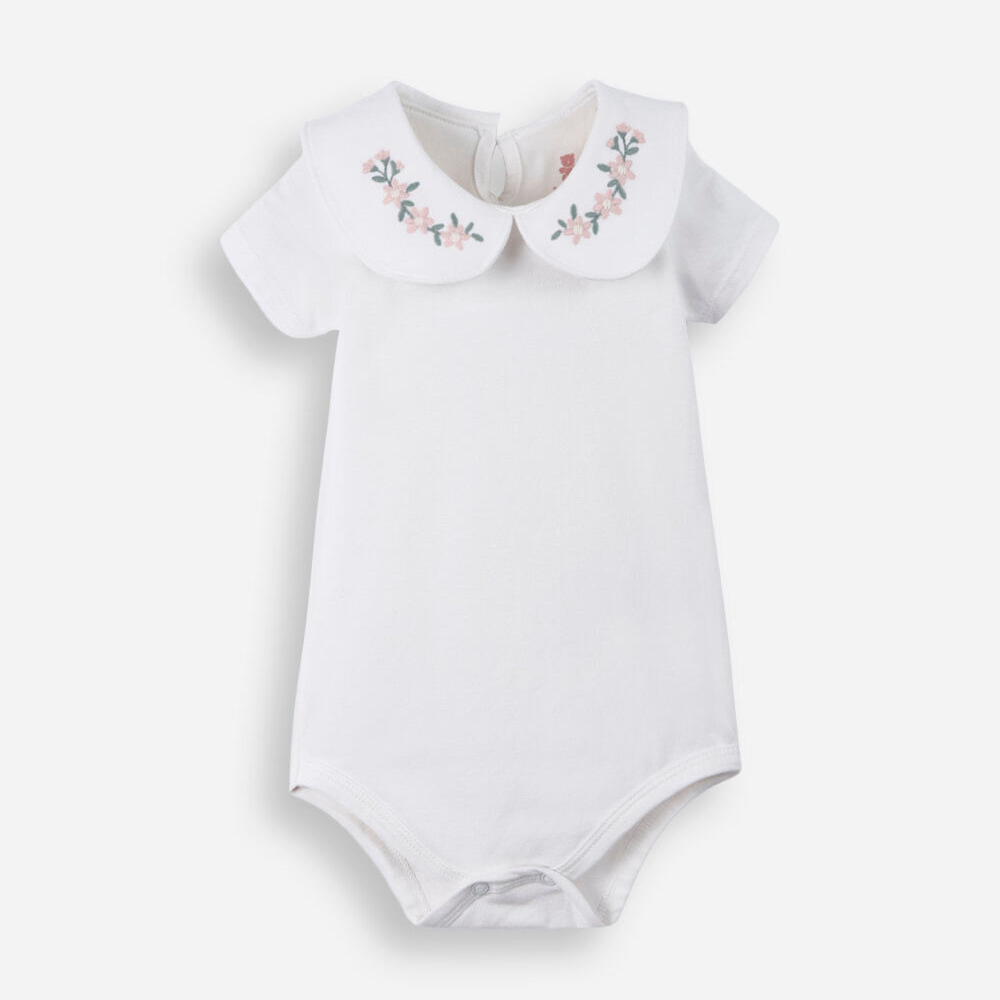 Body infantil de algodão com gola boneca off white Body infantil de algodão com gola boneca off white