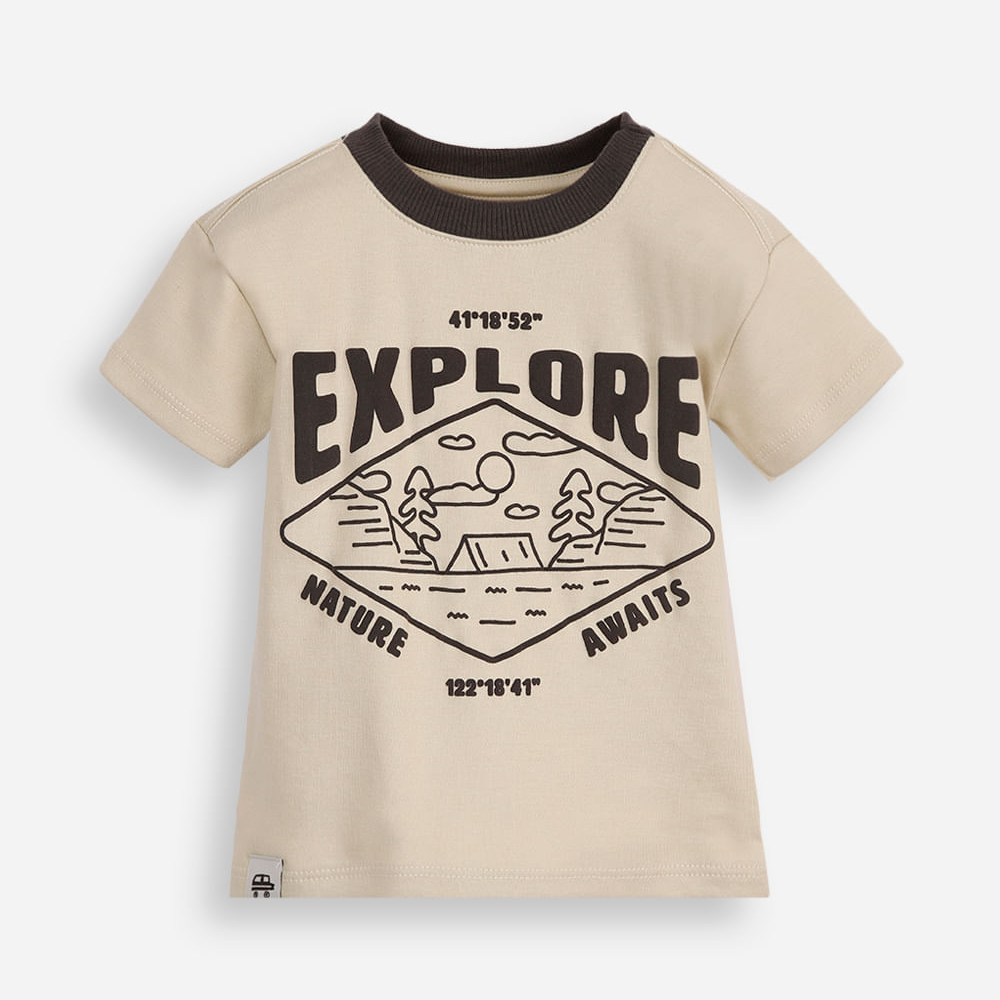 Camiseta infantil explore manga curta bege Camiseta infantil explore manga curta bege