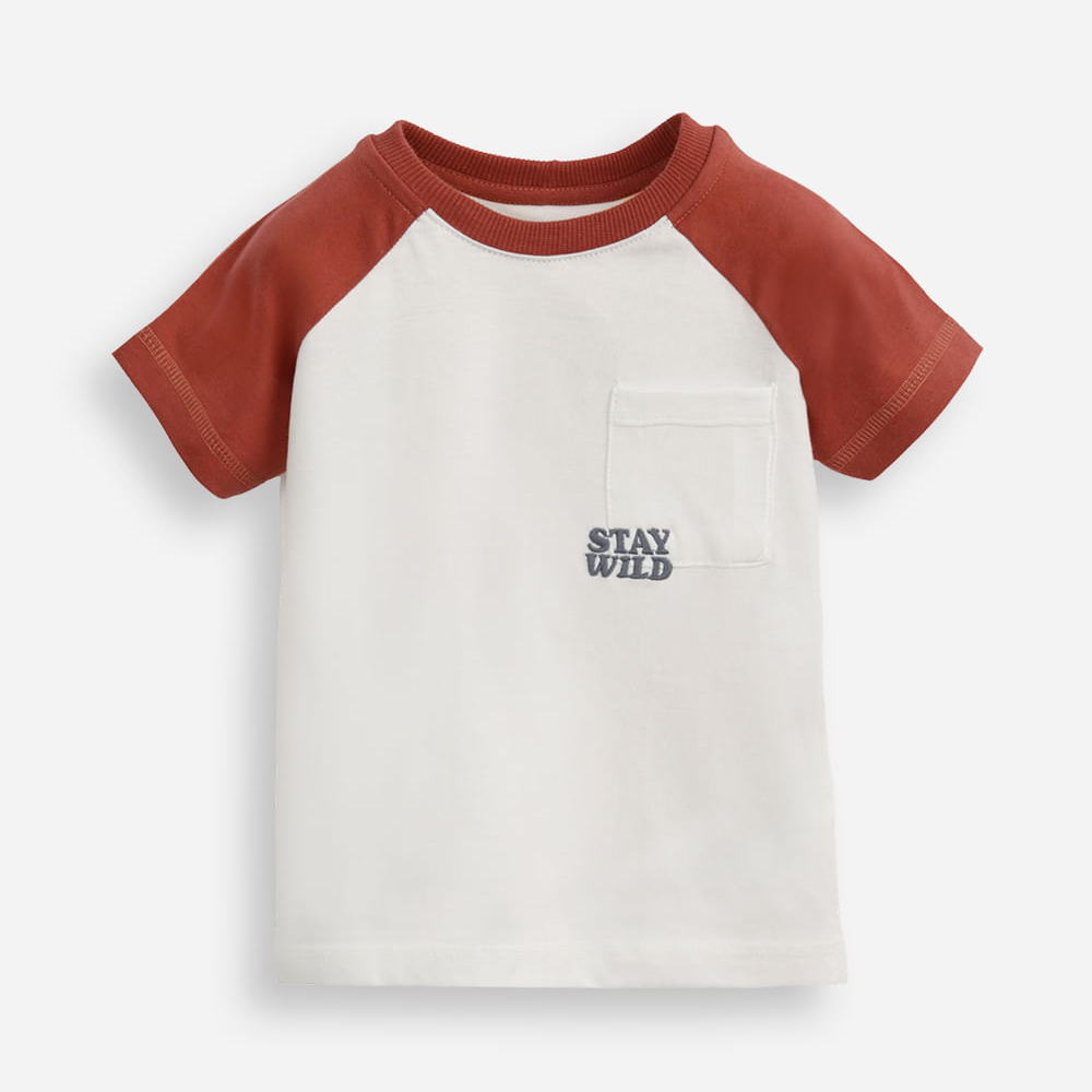 Camiseta de algodão infantil manga raglan stay wild off white Camiseta de algodão infantil manga raglan stay wild off white
