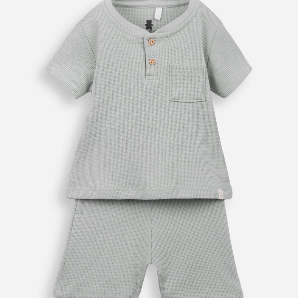Conjunto curto infantil de algodão texturizado verde Conjunto curto infantil de algodão texturizado verde