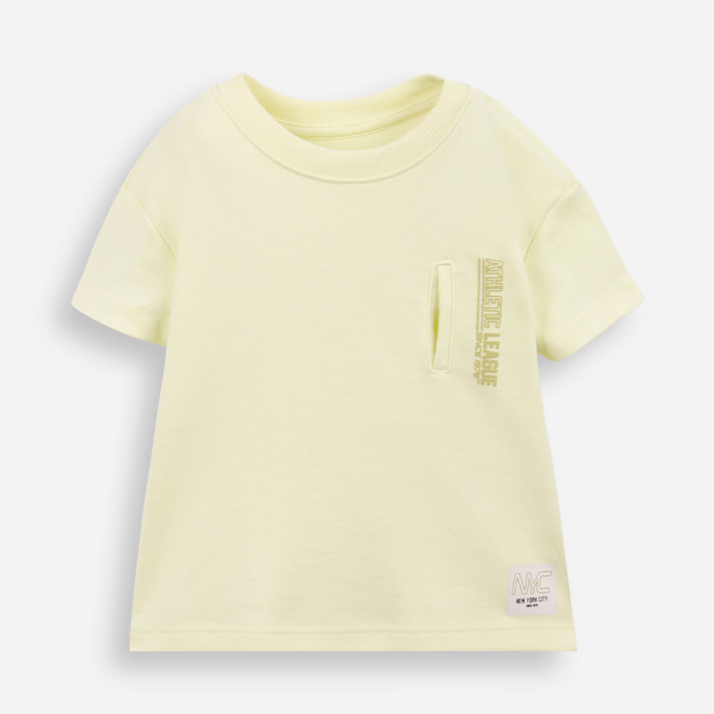 Camiseta infantil com algodão e bolso embutido verde Camiseta infantil com algodão e bolso embutido verde