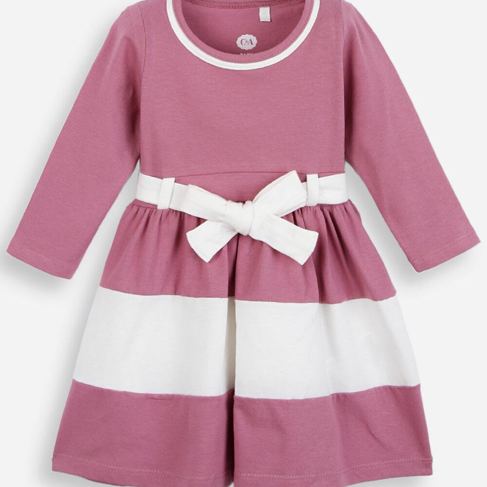 Vestido infantil de algodão com recortes e laço manga longa rosa Vestido infantil de algodão com recortes e laço manga longa rosa