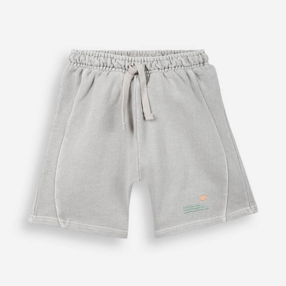 Bermuda infantil de algodão com bordado cinza Bermuda infantil de algodão com bordado cinza