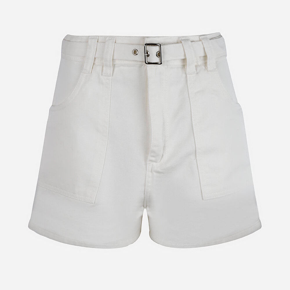 Short juvenil de sarja com cinto off white Short juvenil de sarja com cinto off white