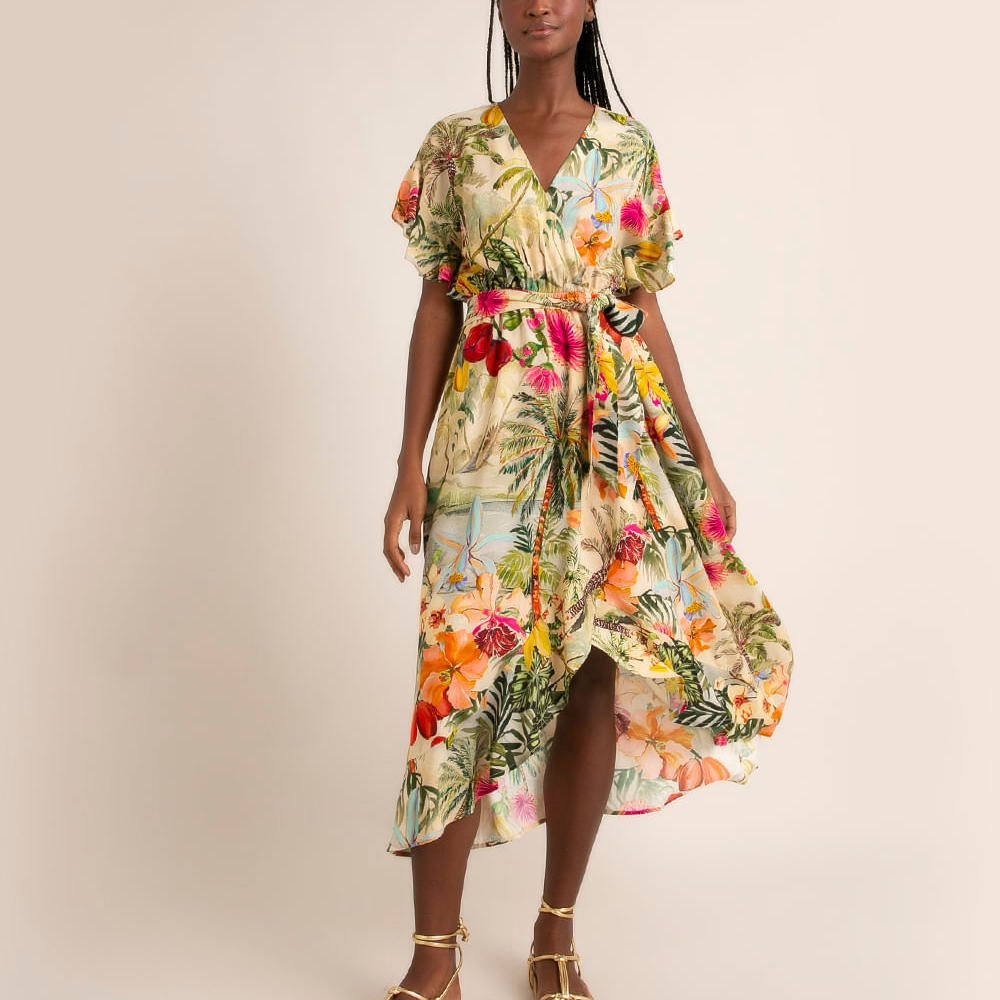 Vestido longo de viscose estampado flor de jambo com babado manga curta além dos mares salvador preta gil Bege Vestido longo de viscose estampado flor de jambo com babado manga curta além dos mares salvador preta gil Bege