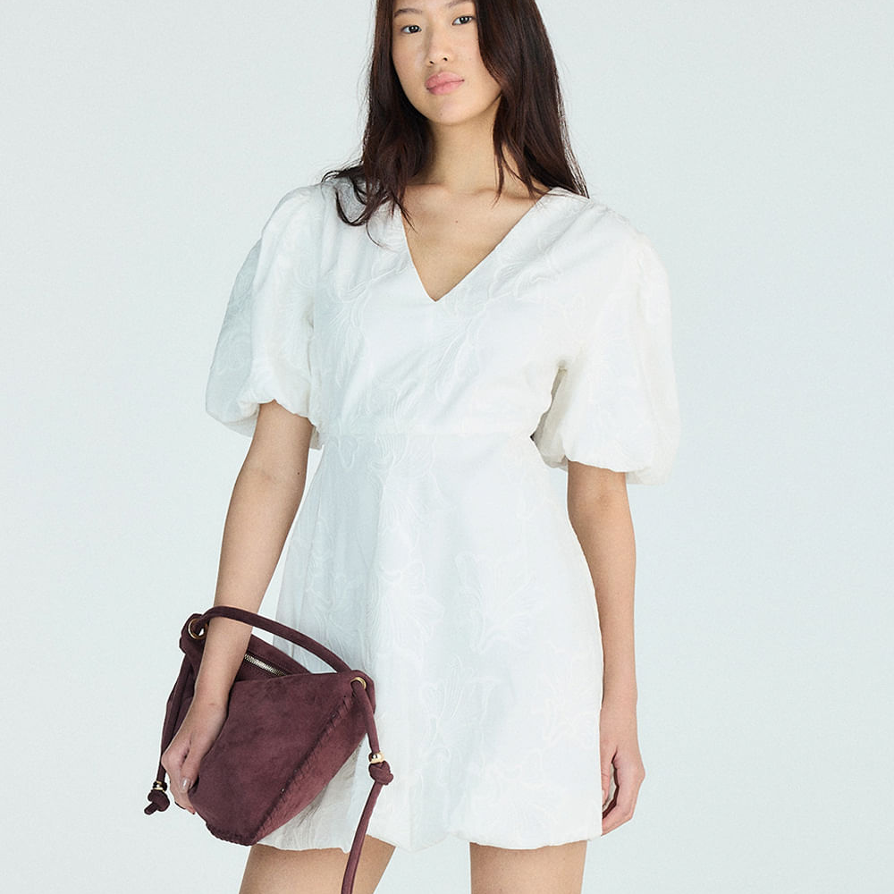 Vestido curto balonê feminino manga bufante bordado floral branco Vestido curto balonê feminino manga bufante bordado floral branco