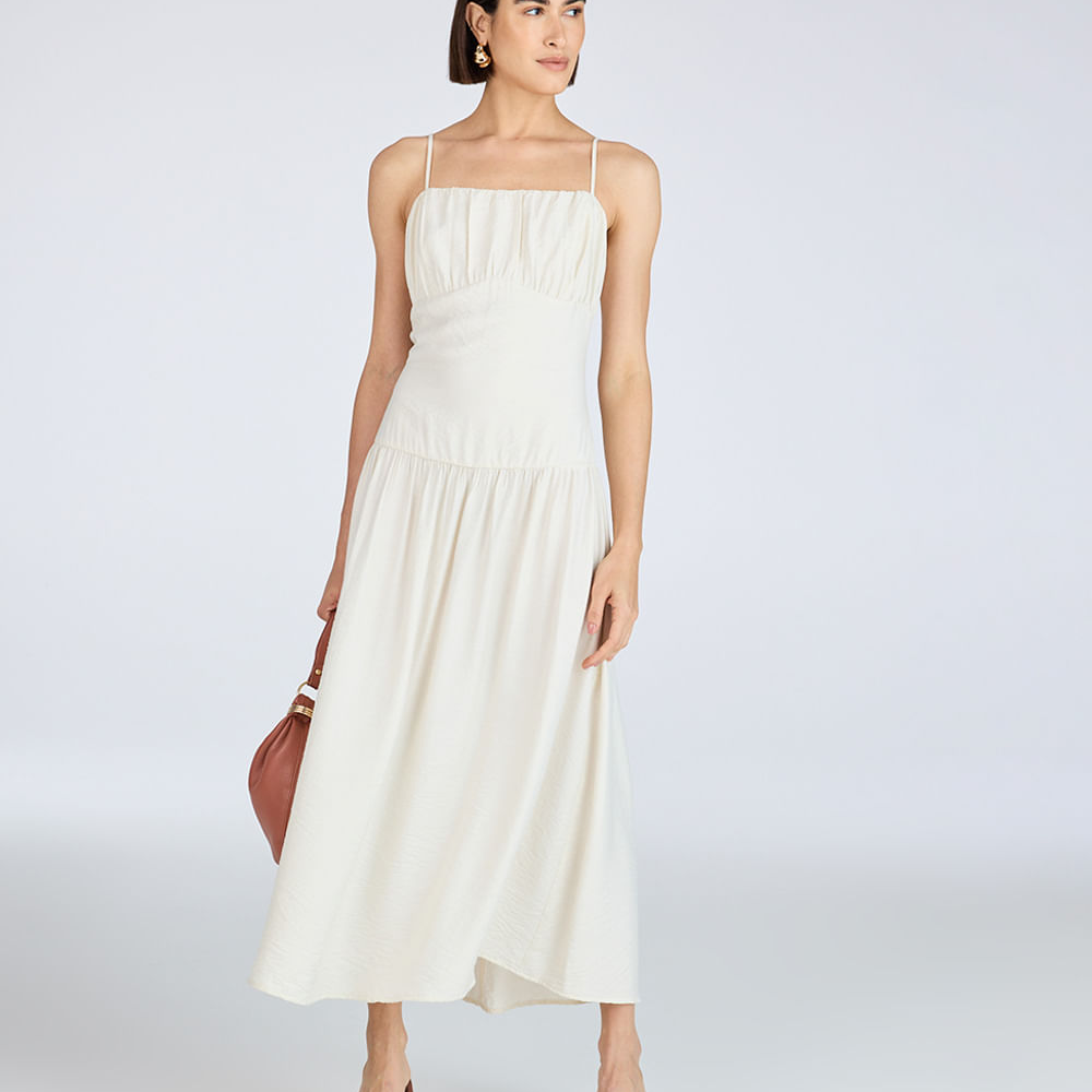 Vestido midi feminino alça fina com recorte franzido bege Vestido midi feminino alça fina com recorte franzido bege