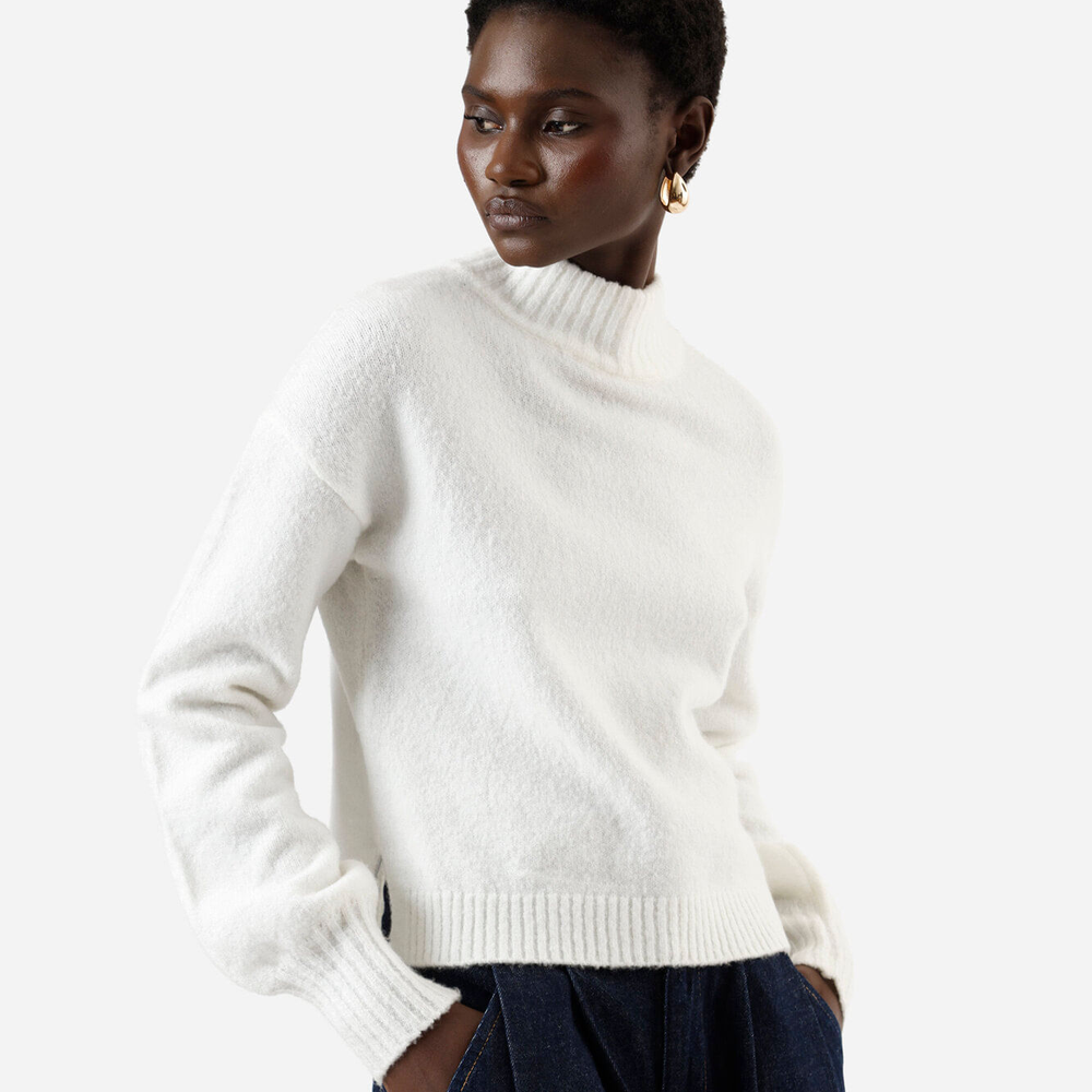 Suéter de tricot gola alta off white Suéter de tricot gola alta off white