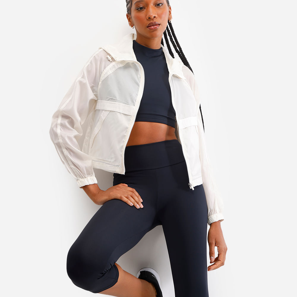 Jaqueta corta vento com capuz esportiva - off white Jaqueta corta vento com capuz esportiva - off white
