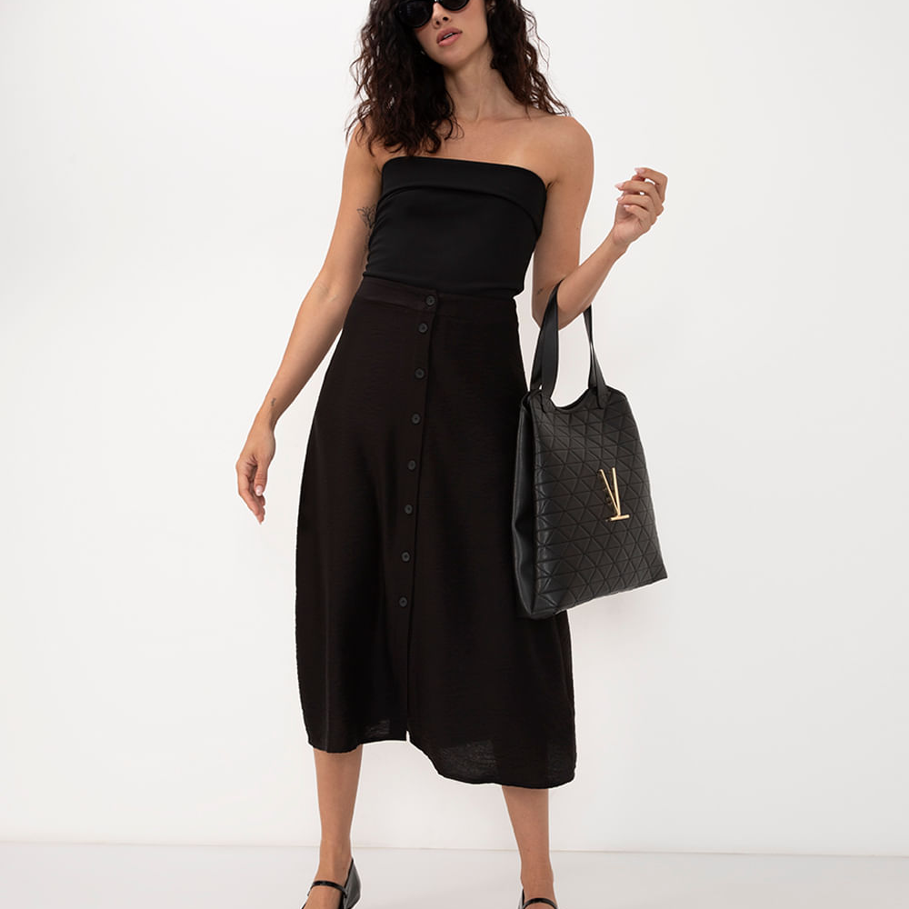 Saia de viscose midi evasê preto Saia de viscose midi evasê preto