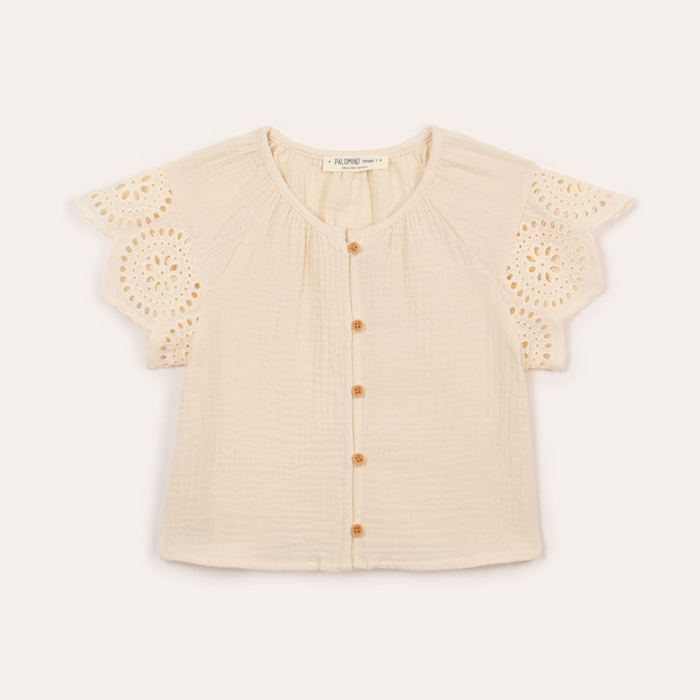 Camisa de algodão infantil com laise floral bege Camisa de algodão infantil com laise floral bege